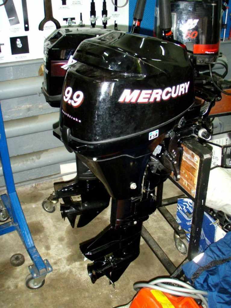 Лодочный мотор «Меркурий 9.9» 2 такта